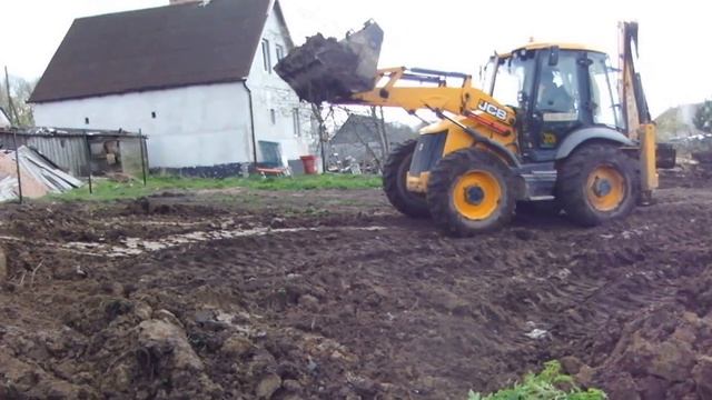 Копка котлована с вывозом грунта - работа экскаватор JCB 4CX - steh39.ru смотреть онлайн