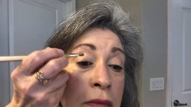 Women Over 60-Bronzed Eye Tutorial One In Series Of Three Beauty over 60 смотреть онлайн