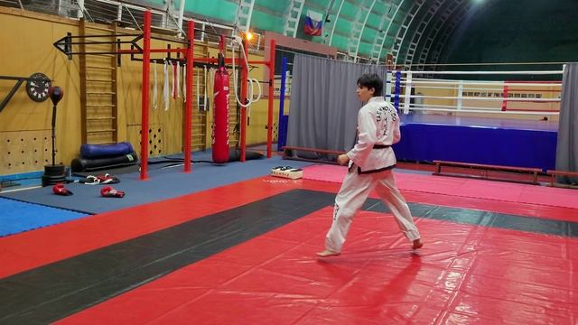 Тренировка тхэквондо итф, Сухарев Прохор смотреть онлайн