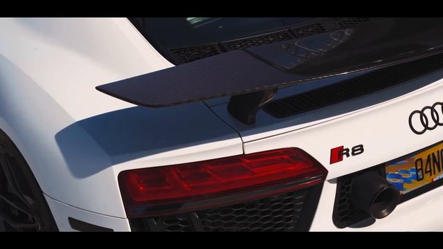 The Diamond R8 | Steve's 1 of 999 Audi R8 RWS смотреть онлайн