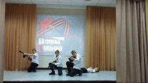 Инсценировка творческого коллектива Маска на произведение Б. Окуджава До свидания, мальчики.