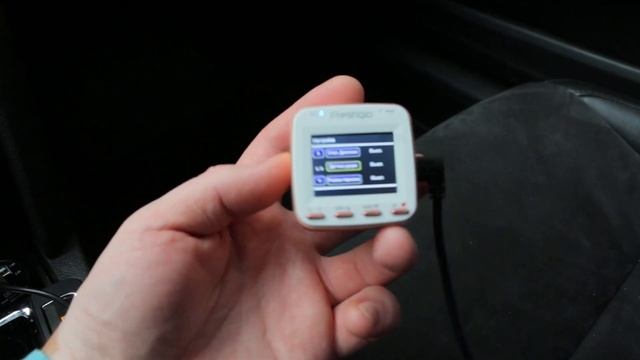 Обзор: видеорегистратор Prestigio ROADRUNNER CUBE