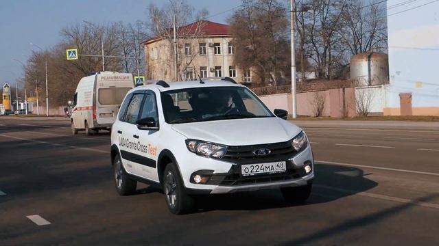 Обзор ЛАДА Гранта Кросс от автосалона ПРАЙМ смотреть онлайн