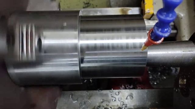 нарезание замковой резьбы в разрезе