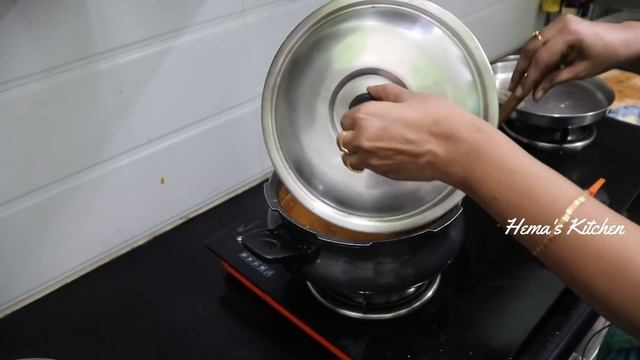 சிக்கன் குழம்பு இப்டி வறுத்தரச்சு செஞ்சு பாருங்க சுவையும் மணமும் அசத்தலா இ௫க்கும்/Chicken kulambu смотреть онлайн