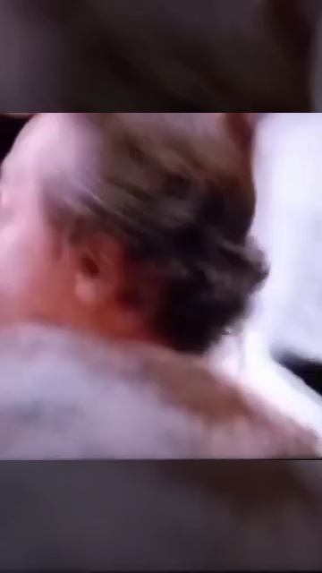 Crocodile Dundee (1986) Nick knocks out obnoxious NY editor! #shorts #comedy #classic смотреть онлайн