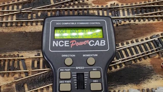 Programming my locomotives # into my NCE power cab. смотреть онлайн