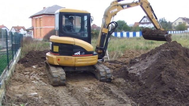 Отсыпка площадки под автостоянку миниэкскаватором - steh39.ru смотреть онлайн