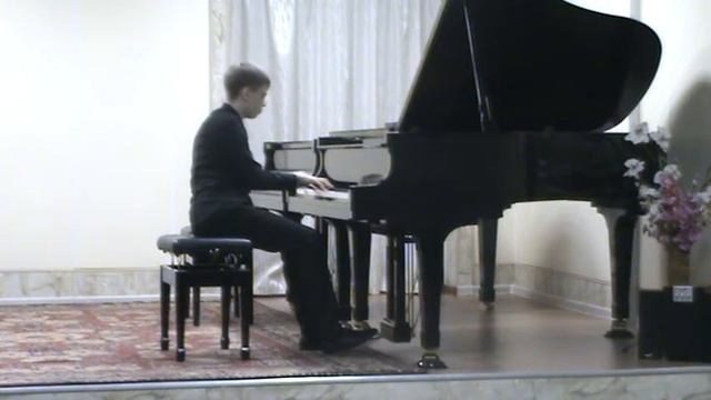 Бах ХТК 1 том Прелюдия и фуга ре минор, Лист Хоровод гномов, Рахманинов Мелодия смотреть онлайн