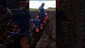 посадка картофеля на мтз-132н