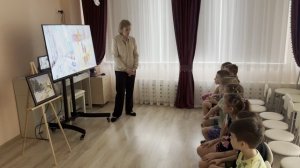 Слушание музыки "Картинная галерея в детском саду". Старшая группа "Карамельки"