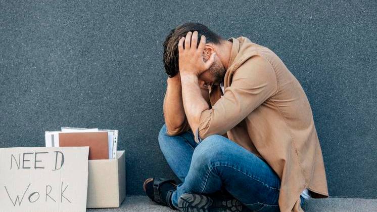 Льготы и выплаты безработным от биржи труда в 2025 году смотреть онлайн