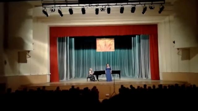 #ПесниПобеды Серёжка с Малой Бронной исп. Лилия Сомикова смотреть онлайн