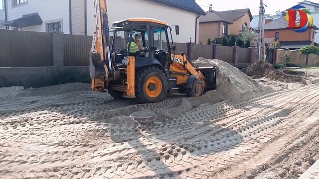 Учим цвета и городской транспорт. Угадай машинку нужного цвета смотреть онлайн