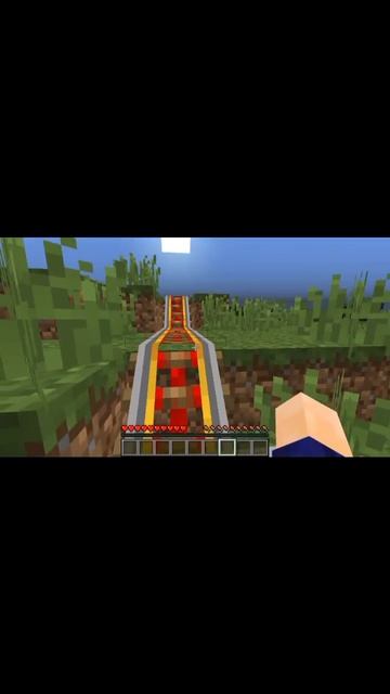 Катался я тут себе спокойно и увидел его .он меня удивил #minecraft #zombiesurvival