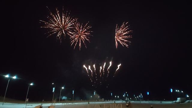 Организация свадебного салюта в Казани, запуск фейерверков, выезд пиротехника. Салют 2 мин. смотреть онлайн