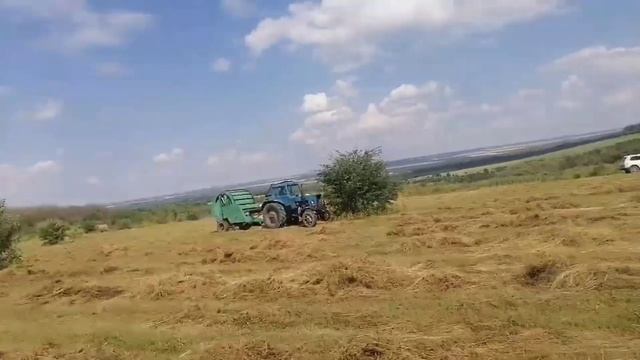 Заготовка сена продолжается. смотреть онлайн