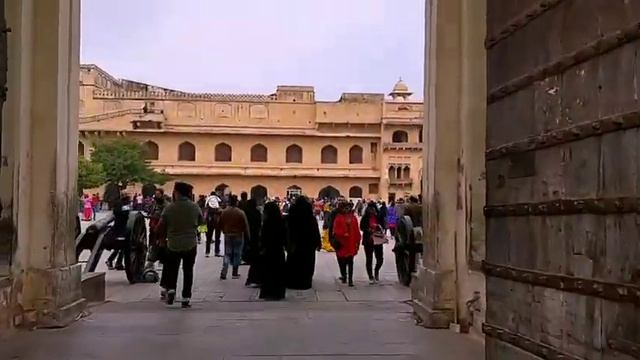 आमेर Amer Fort / Amber Fort Jaipur Cinematic Video with guide #GreatIndianTouristerGIT смотреть онлайн