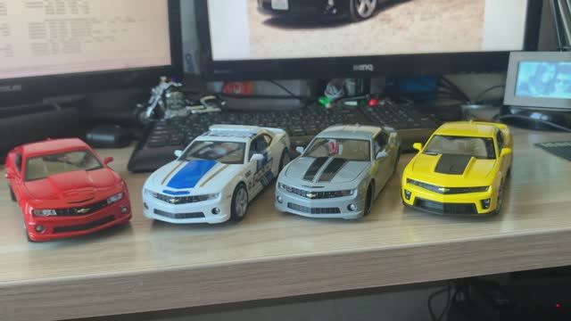 Обзор моделей Chevrolet Camaro в масштабе 1/24 от Maisto и Welly смотреть онлайн