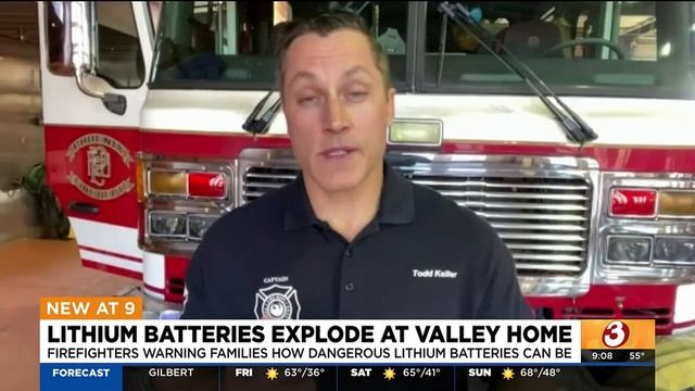 Lithium batteries explode, spark fire at Glendale home смотреть онлайн