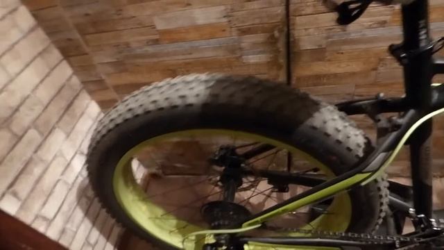 #Дневники_массажиста #фэтбайк KMSlite HD1010 Первый выезд в лес смотреть онлайн