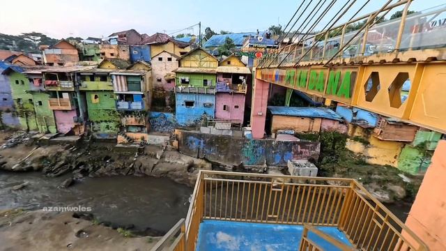 Virtual Tour Wisata Kampung Warna-Warni & Kampung 3d Kota Malang Jatim Indonesia смотреть онлайн