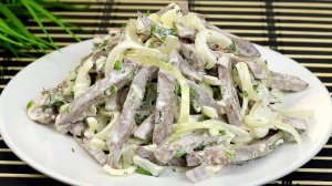 Удивительно Вкусный Салат "СЕРДЦЕЕДКА" Сражает Наповал! Рецепт Салата с сердцем и маринованным луком