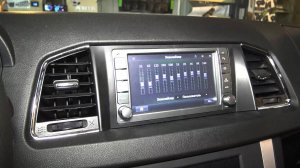 Новый УАЗ Патриот. Устанавливаем качественный звук. Магнитола осталась штатная.