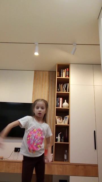 крутая девочка💖😻 смотреть онлайн