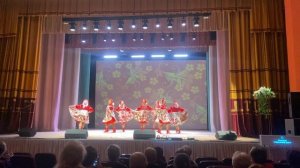 Танец Барыня 4 двора .Танцует Барыня г Отрадный