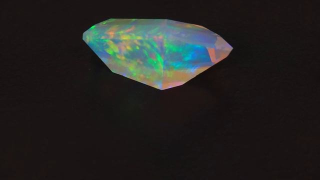 Faceted Opal 6/56 Carats смотреть онлайн