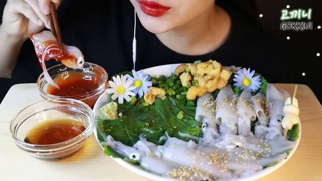 ASMR 🌝 꼴뚜기회, 성게알(우니) 🤍 리얼사운드 먹방 MUKBANG EATING SOUNDS смотреть онлайн