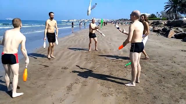 Репетиция на пляже в Омане смотреть онлайн