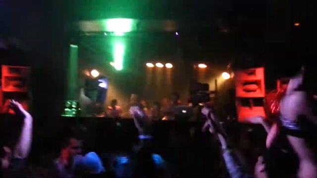 Paper Planes - Diplo at theMID (03/02/2013) смотреть онлайн