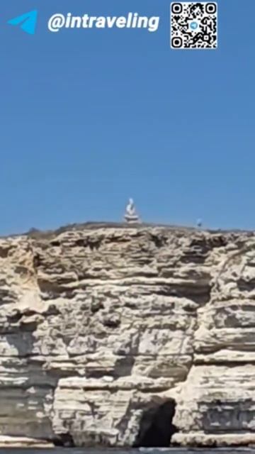 Скульптура Мыслитиль смотреть онлайн