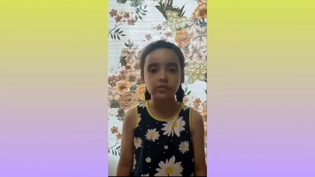 Флегантова Айдын, 8 лет, Н.М. Рубцов "В белой рубашке в осоке лежу" смотреть онлайн