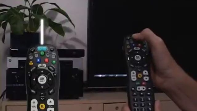 URC2025 UEI Champion Watch Cable Set Up смотреть онлайн