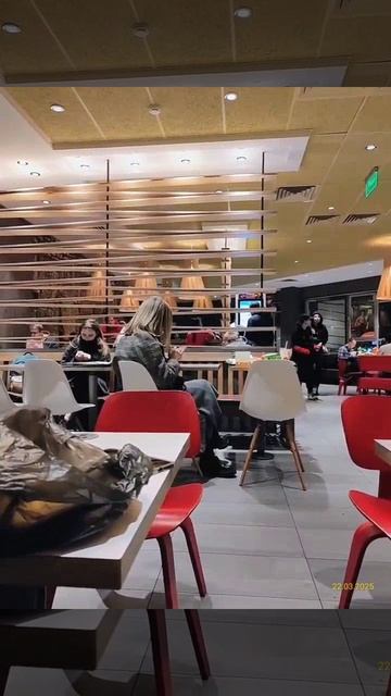 «Вкусно-и точка» Ул. Красная Пресня д. 31, Москва 22.03.2025