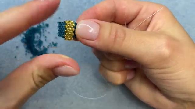 Кольцо волна из бисера. Мастер класс от Valentina FLEUR•Искушение бисером•МК смотреть онлайн