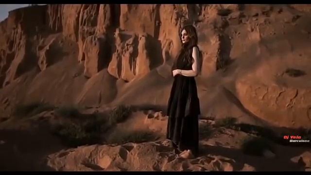 Naomi - Give Me... смотреть онлайн
