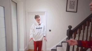 МИСТЕР МАКС ПОВЗРОСЛЕЛ