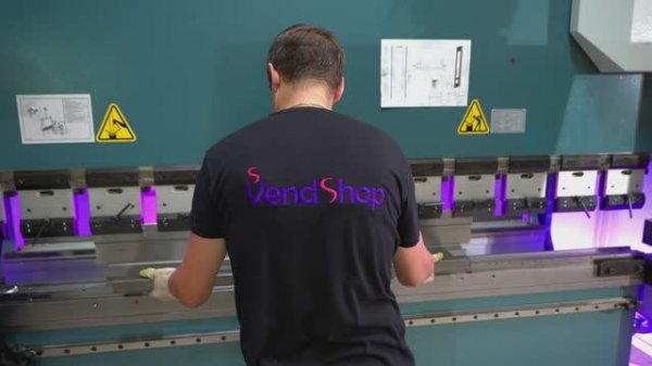 Торговые автоматы от российского производителя VendShop. Вендинговый бизнес 2025