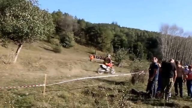 ЭНДУРО КРОСС ТИМ ТРАВМА смотреть онлайн