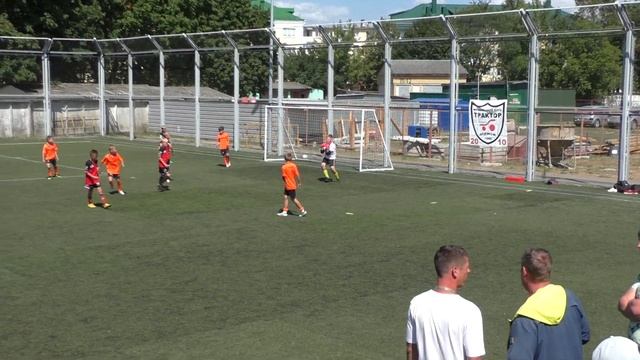 ФК Барановичи 2010 (1) - Трактор (Минск) 13-0 смотреть онлайн