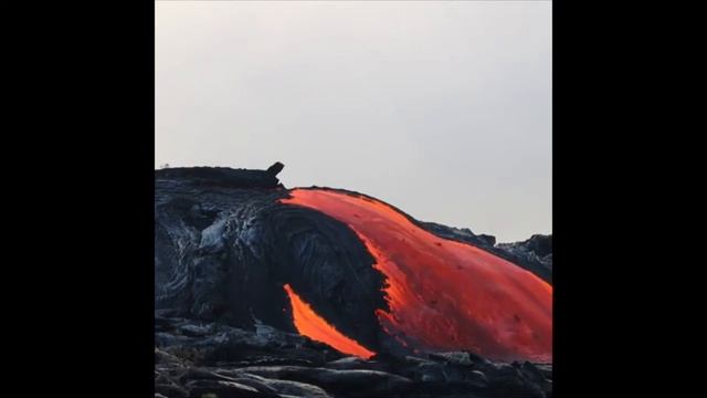 Hawaii Kilauea Volcano video clips of eruption and lava flows смотреть онлайн