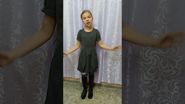 Антонова Ксения, Джон Чиарди, "О том, кто жил в маленьком доме" смотреть онлайн