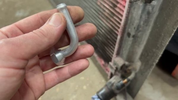 Pontiac Vibe (Toyota Voltz) 2003г.в. 410000км. Замена радиатора. Тюнинг.