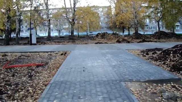 У берез и сосен...громко бродит... смотреть онлайн