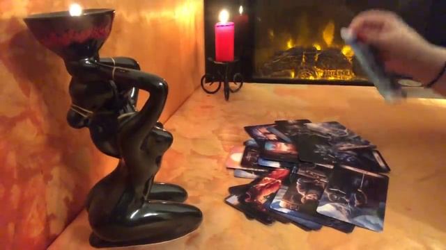 Чего Вам ожидать от загаданного мужчины? Таро Расклад смотреть онлайн