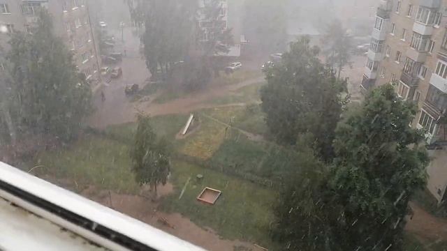 Ливень с градом 11.06.2022 смотреть онлайн